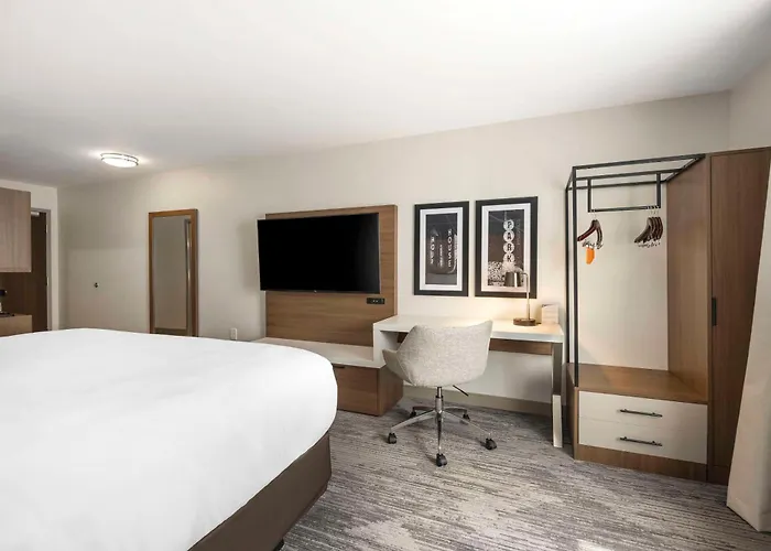 Comfort Inn & Suites Gallatin - Nashville Metro