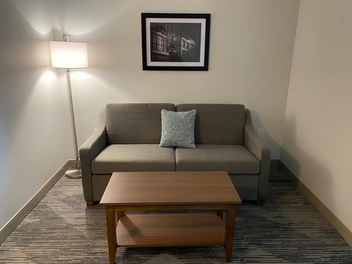 Hotel Comfort & - Nashville Metro 2*