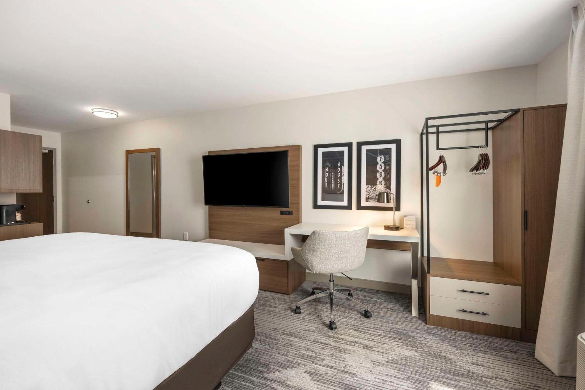 Comfort & - Nashville Metro
