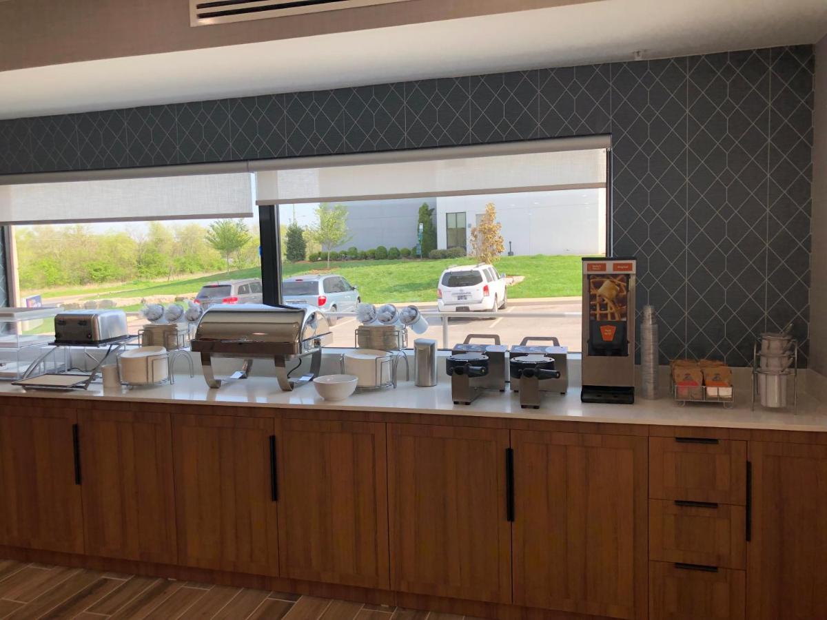 Comfort & - Nashville Metro Hotel 2*