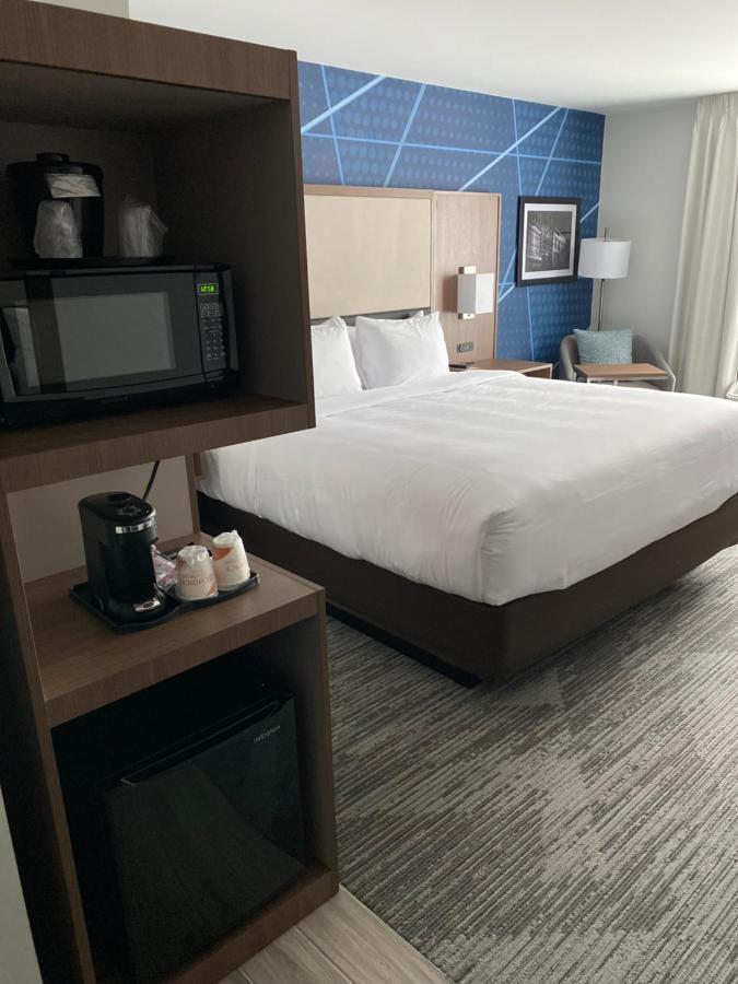 Hotel Comfort & - Nashville Metro 2*